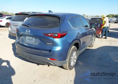 2023 Mazda Cx-5 2.5 S Preferred z USA, uszkodzony, nr VIN JM3KFBCM1P0111241